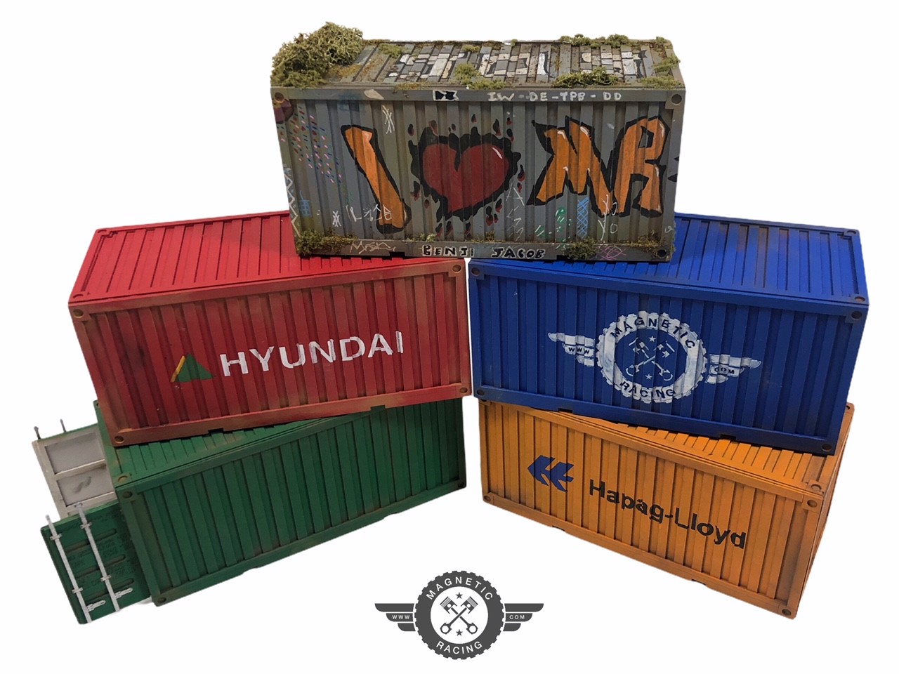 new-product-041-1-32-scale-containers