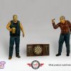1:32 scale pub figues